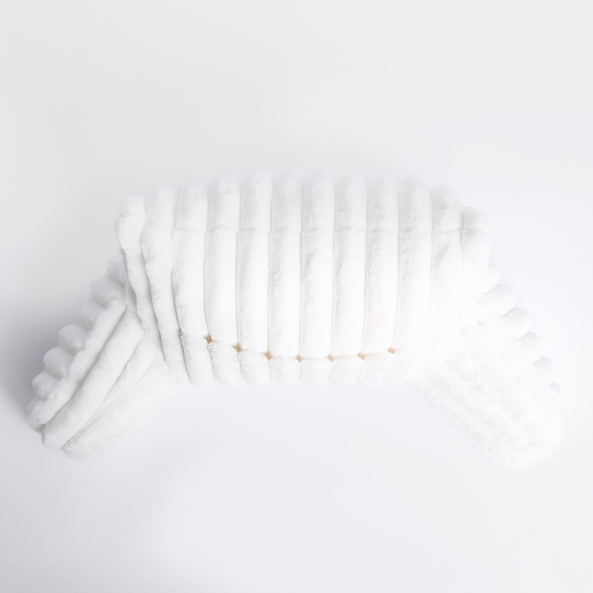 OHS Ribbed Faux Fur Cuddle Cushion with Heatable Pocket - Cream>