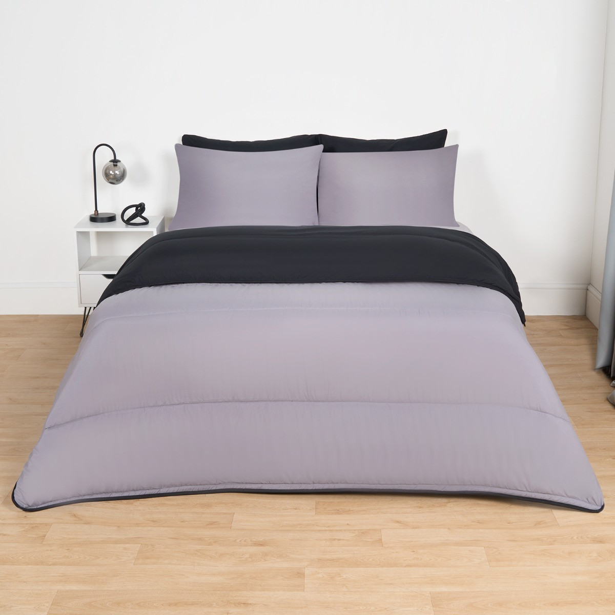 OHS Coverless 10.5 Tog Reversible Duvet & Pillowcase - Black/Grey>