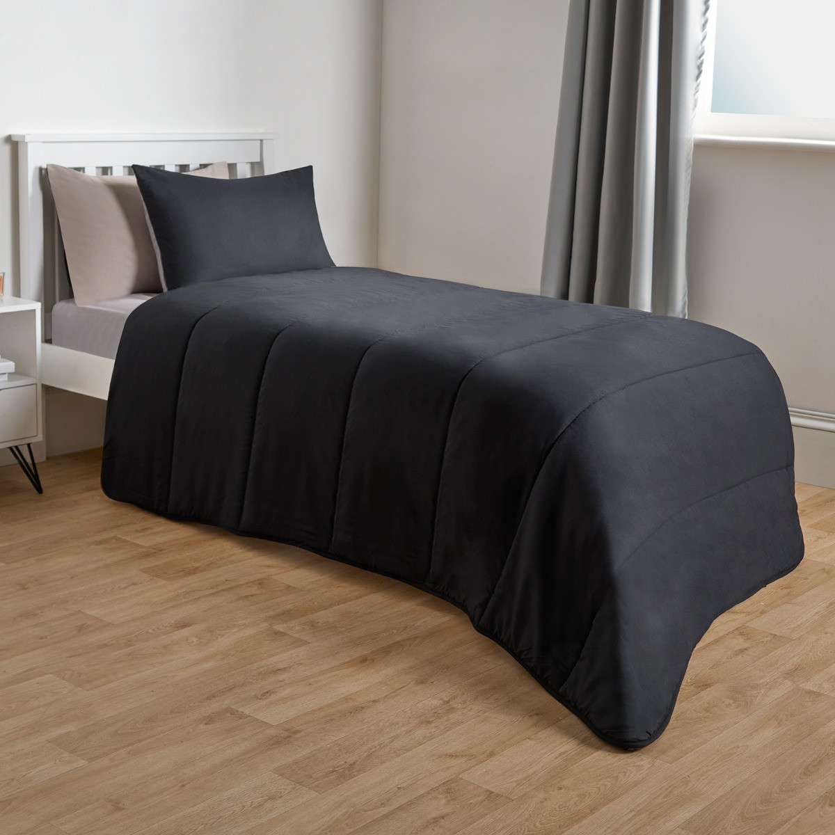 OHS Coverless 10.5 Tog Reversible Duvet & Pillowcase - Black/Stone >