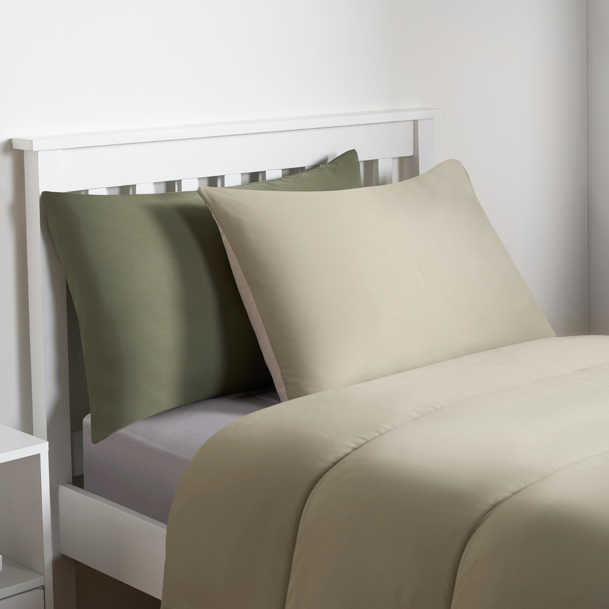 OHS Coverless 10.5 Tog Reversible Duvet & Pillowcase - Sage/Natural>