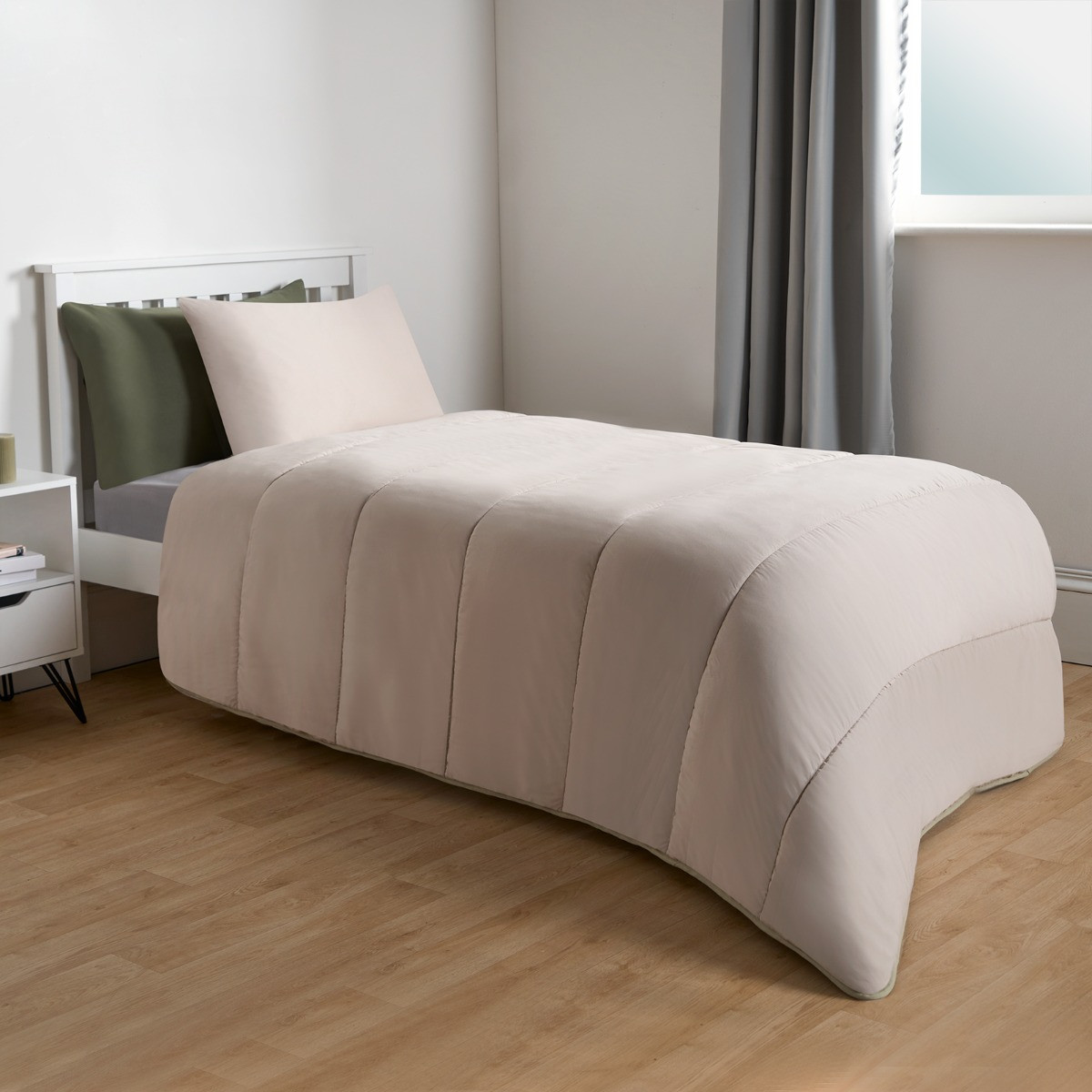 OHS Coverless 10.5 Tog Reversible Duvet & Pillowcase - Sage/Natural>