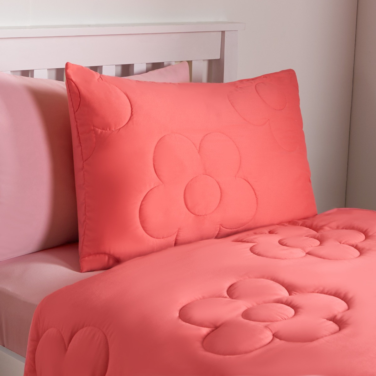 OHS Coverless Daisy Quilted 7.5 Tog Duvet Set - Coral Pink  >