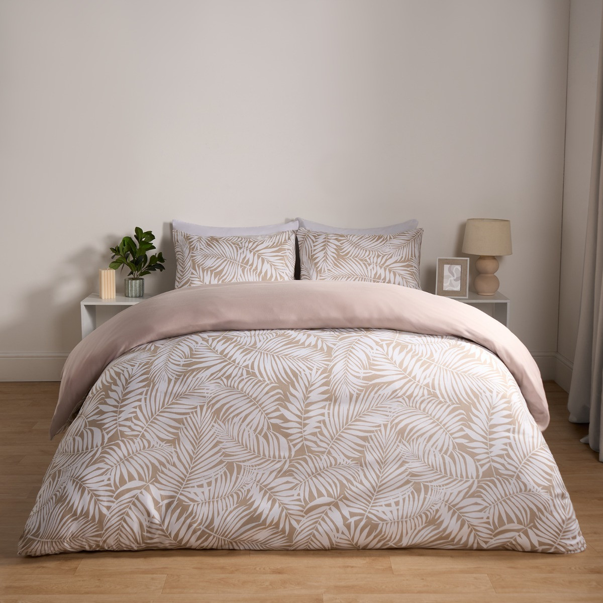 OHS Tropical Leaf Duvet Cover Set - Natural/White>