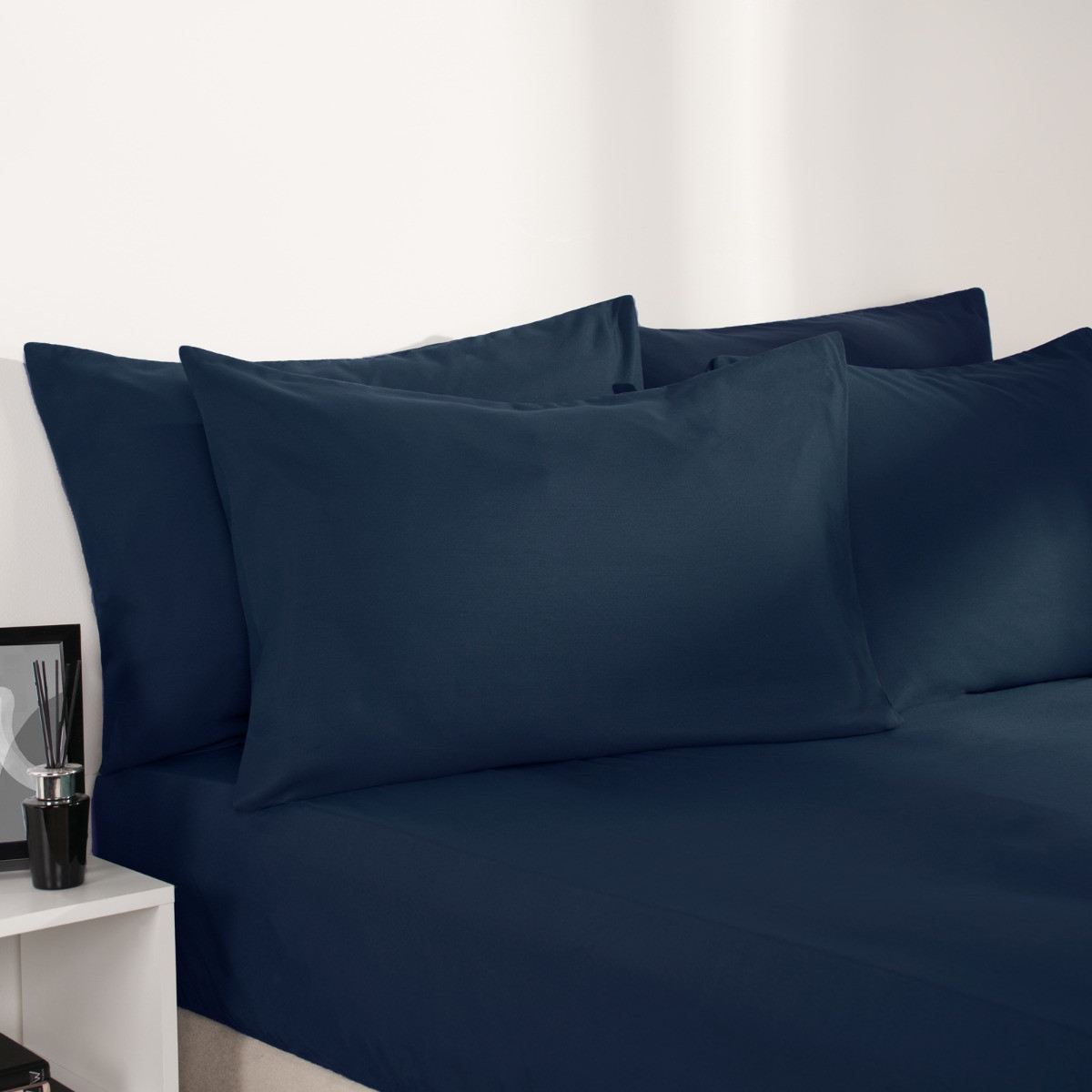 Brentfords Plain Dyed Deep Fitted Sheet - Navy>