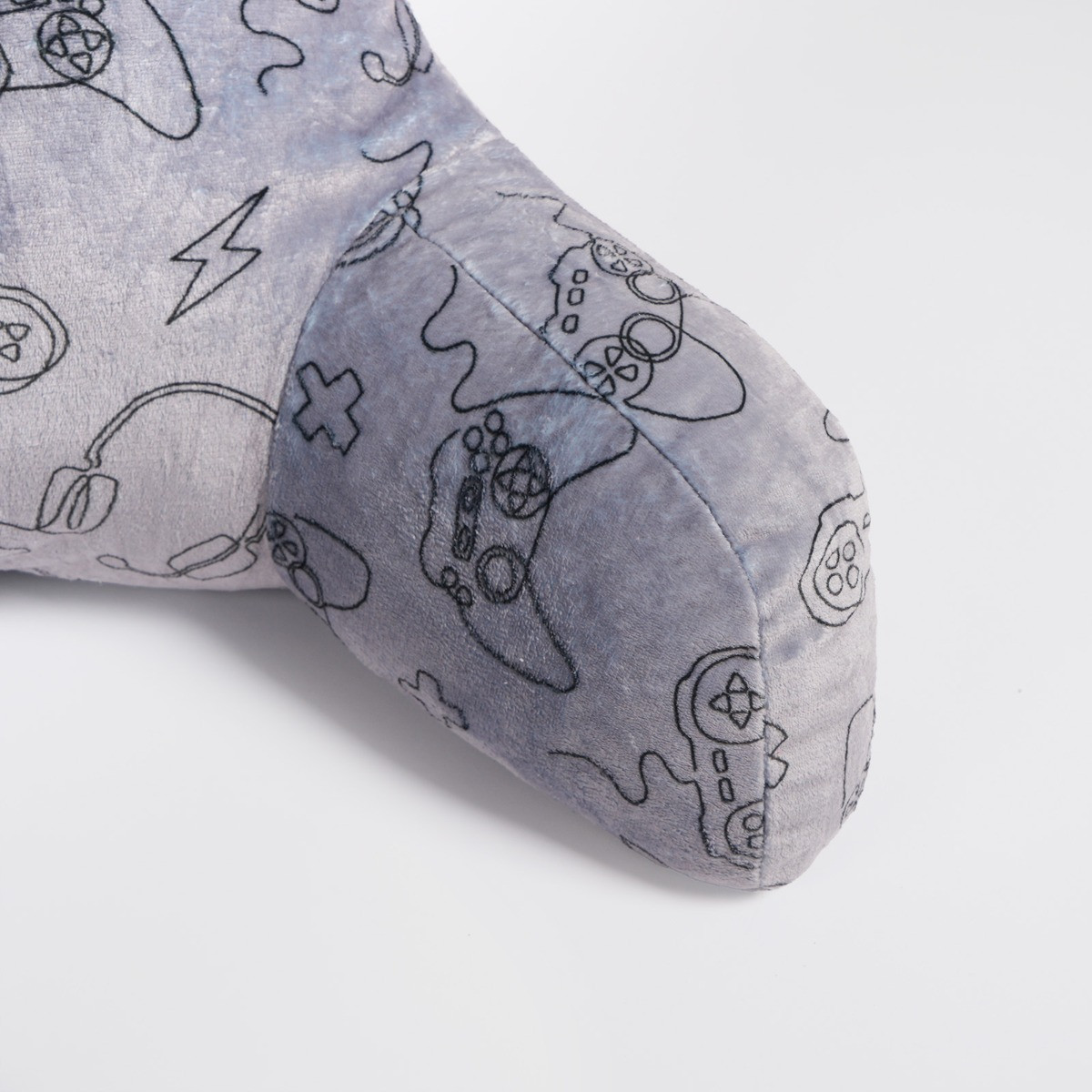 OHS Gaming Print Cuddle Cushion - Grey >