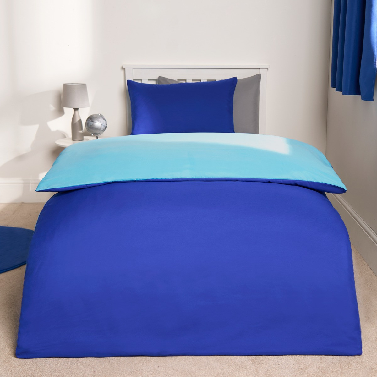 Brentfords Reversible Duvet Cover Set - Blue/Pale Blue>