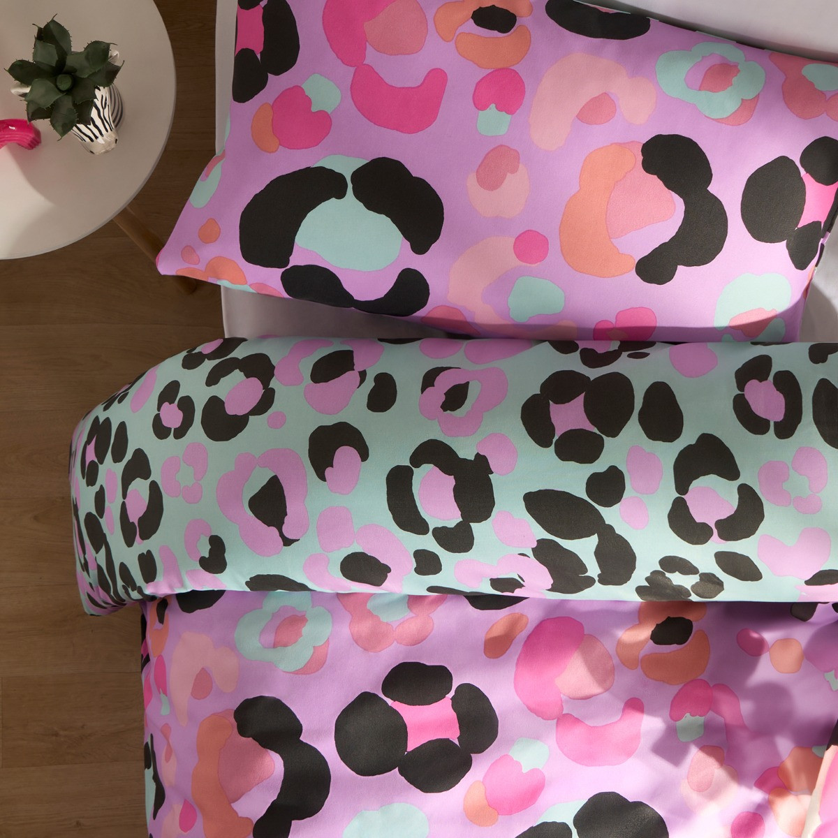 OHS Abstract Leopard Print Reversible Duvet Set - Lilac>