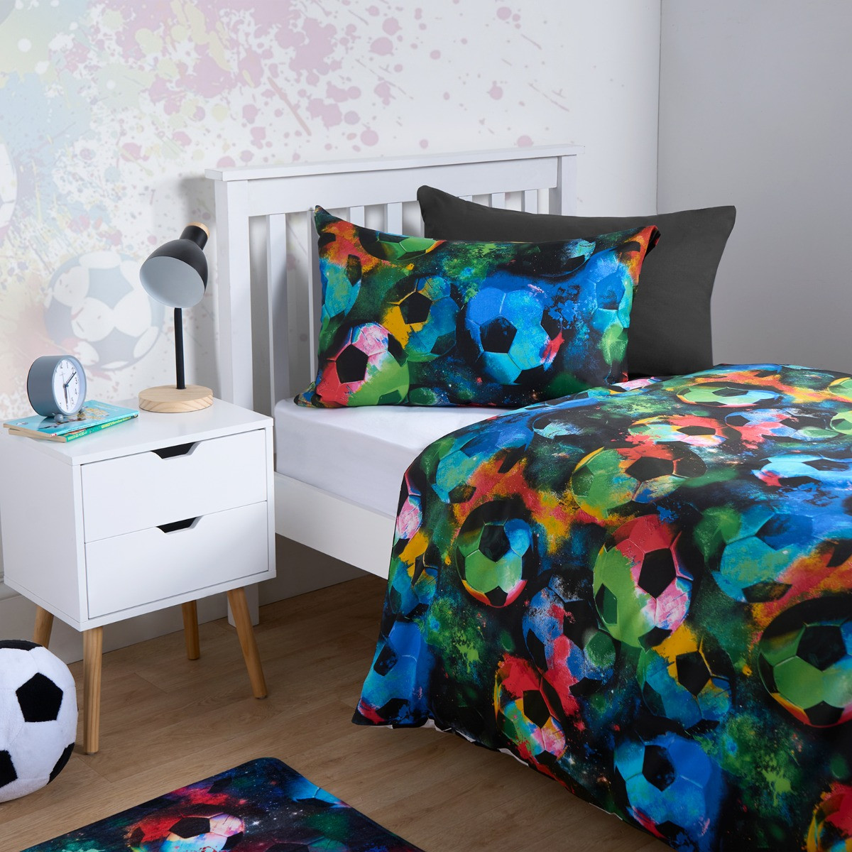 OHS Reversible Galaxy Neon Football Duvet Set - Neon>