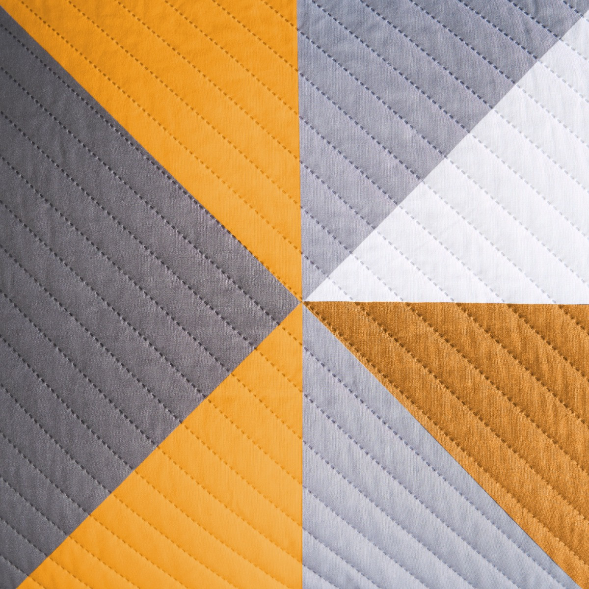 OHS Ralph Geometric Pinsonic Duvet Set, Ochre - King>