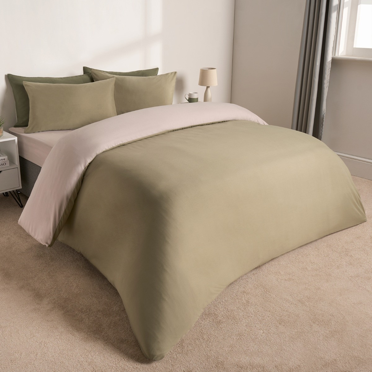 Brentfords Reversible Duvet Cover Set, Natural/Sage - King>