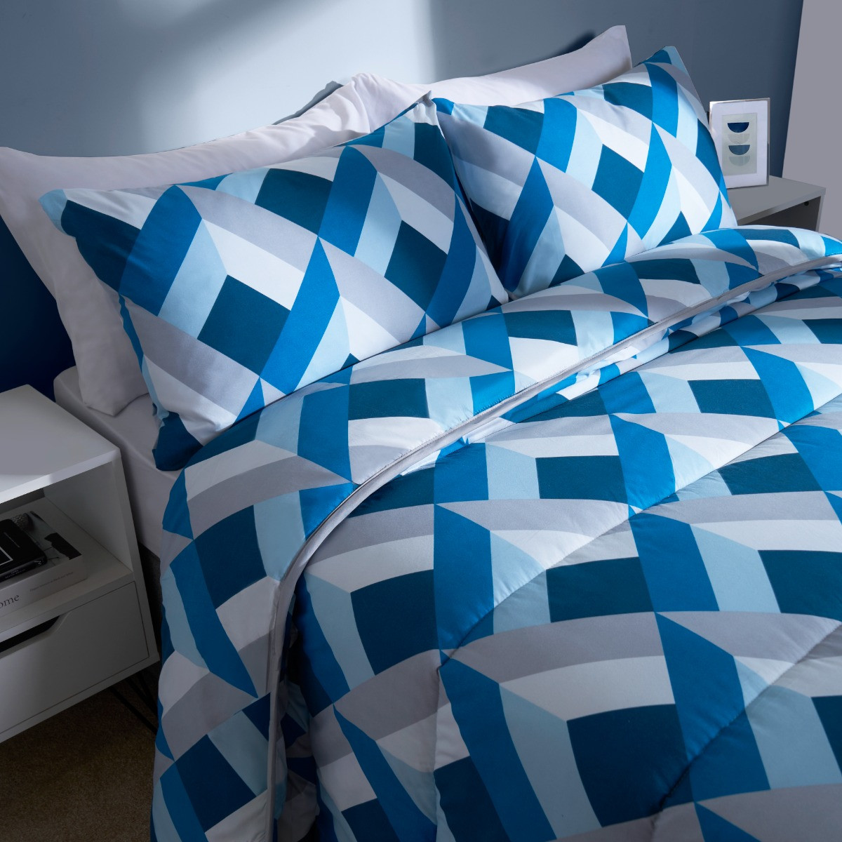 OHS Abstract Coverless 10.5 Tog Duvet & Pillowcases, Navy - Double>