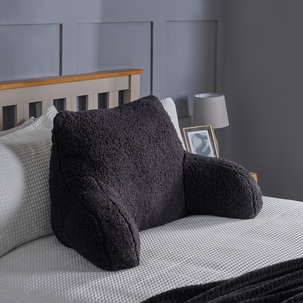 OHS Teddy Cuddle Cushion - Black>