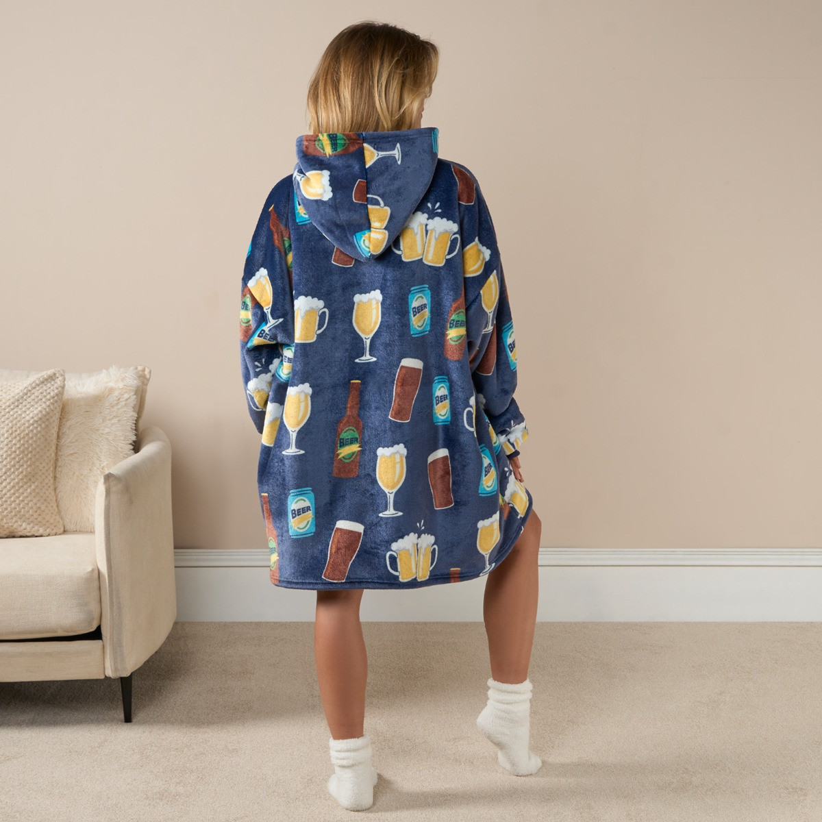 OHS Adults Beer Pint Print Hoodie Blanket - Navy>