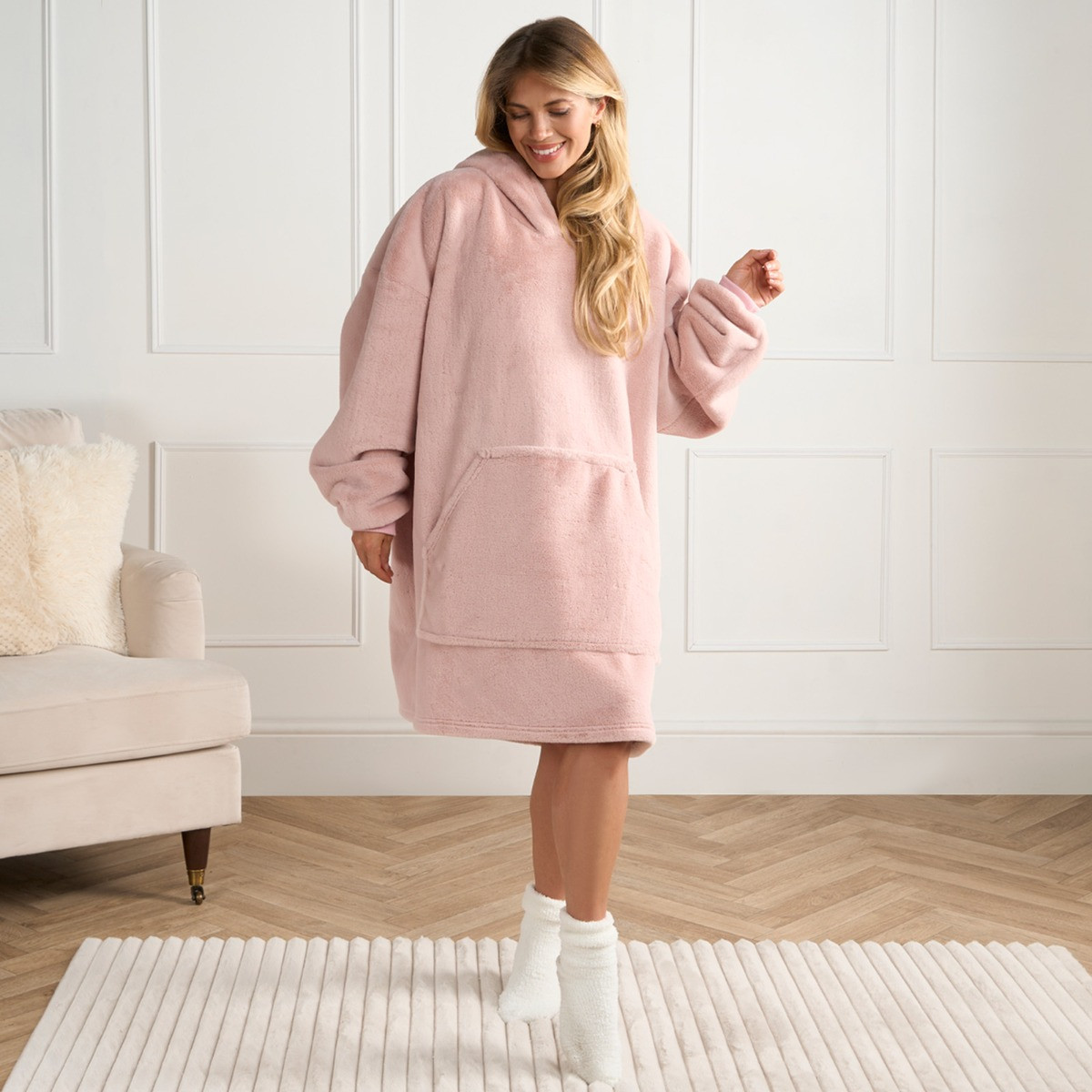 OHS Adults Faux Fur Hoodie Blanket - Blush>