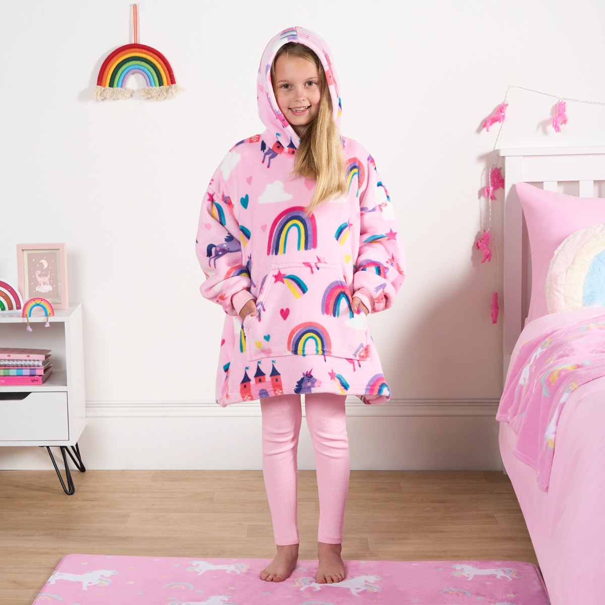 OHS Kids Unicorn & Rainbow Kingdom Print Hoodie Blanket - Pink >