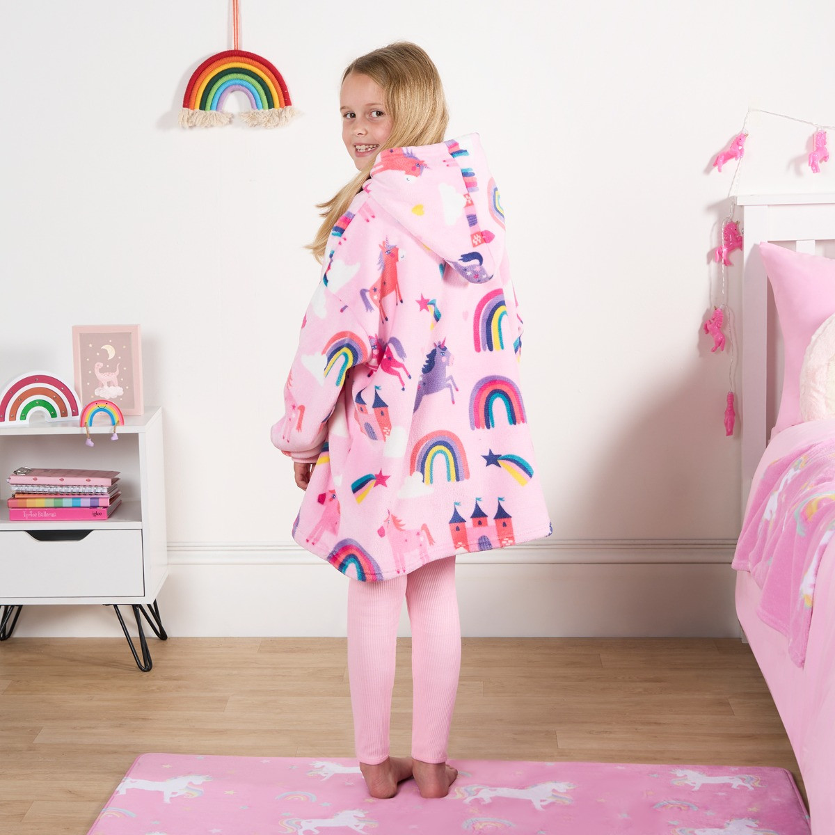 OHS Kids Unicorn & Rainbow Kingdom Print Hoodie Blanket - Pink >