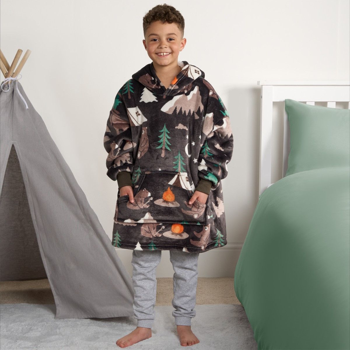 OHS Kids Woodland Bear Campfire Print - Charcoal >