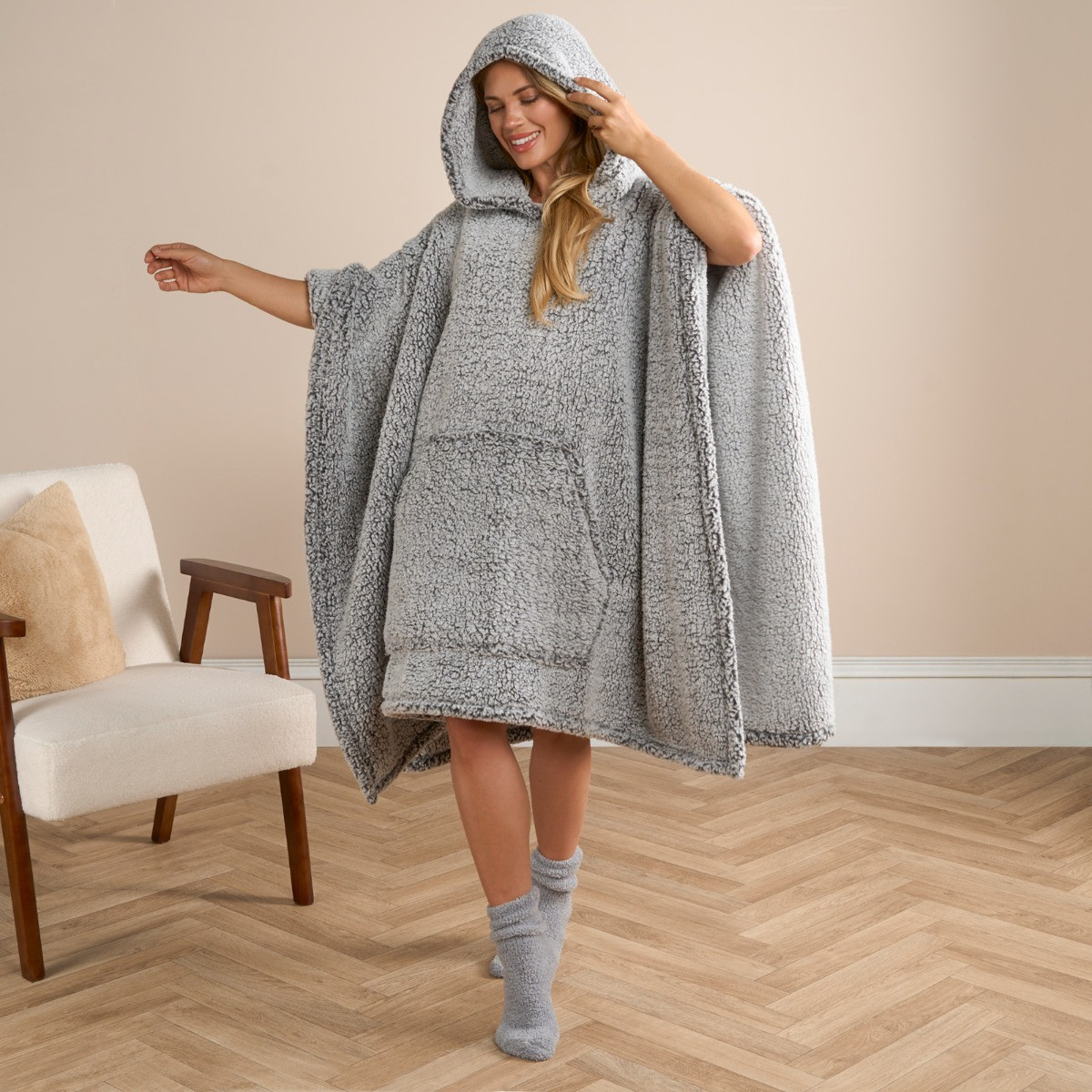 OHS Adults Teddy Marl Poncho - Charcoal >