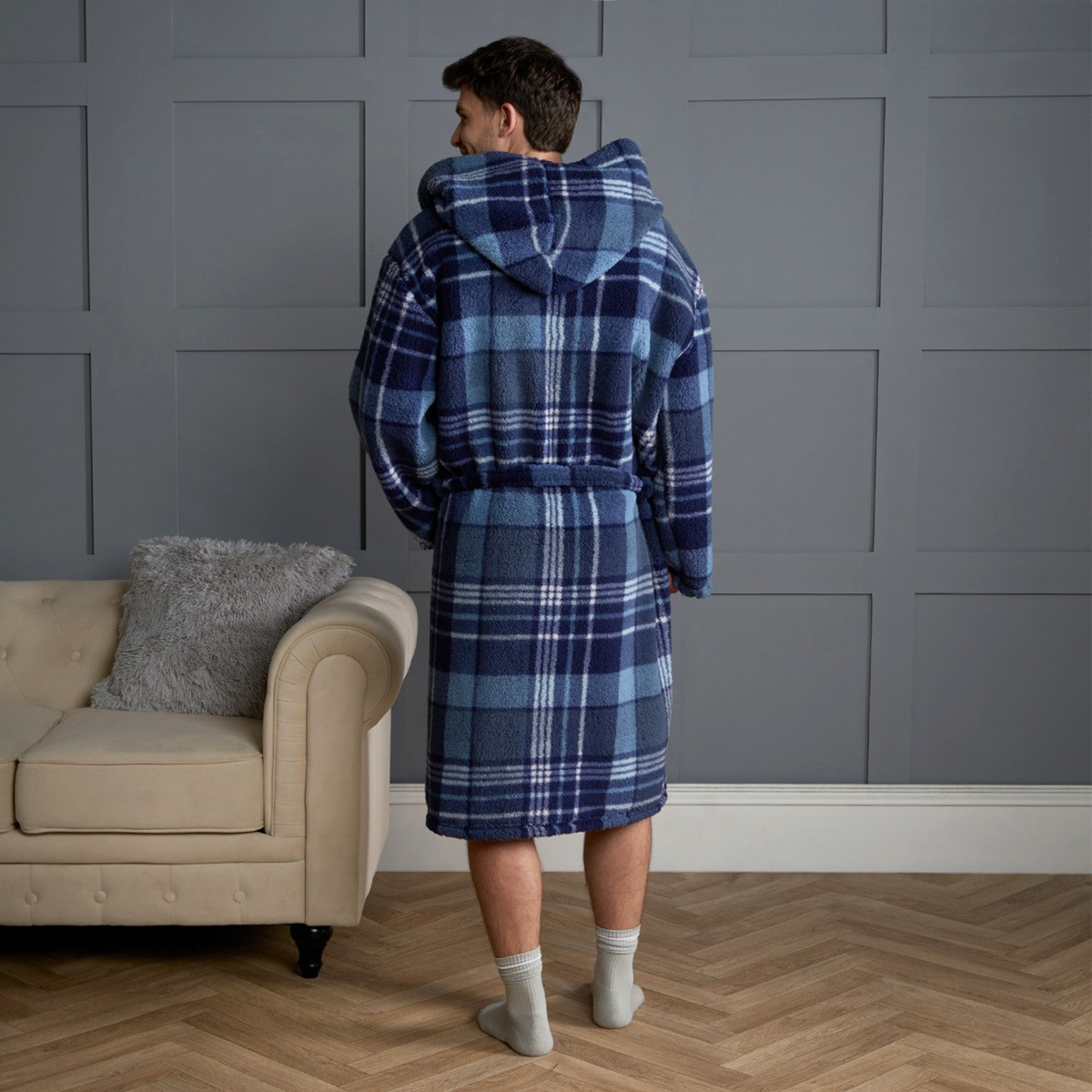 OHS Tartan Check Print Teddy Dressing Gown, Adults - Navy>