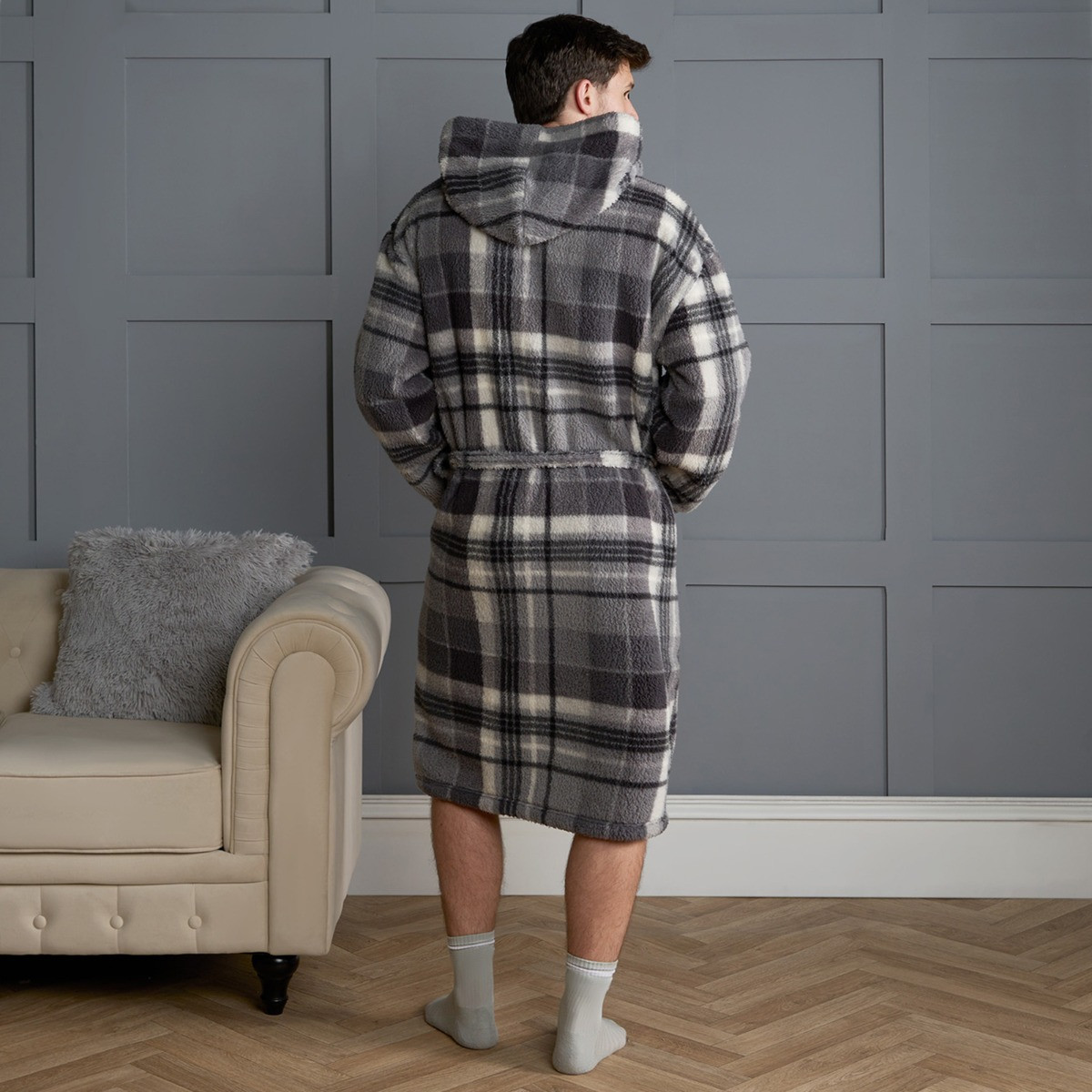 OHS Tartan Check Print Teddy Dressing Gown, Adults - Charcoal>