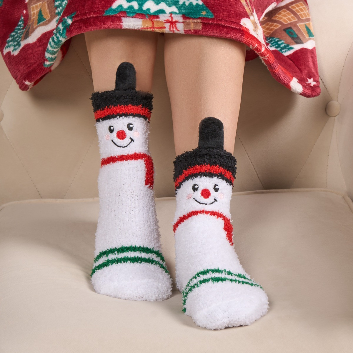 OHS 3 Pack Fluffy Fleece Christmas Novelty Socks - Multi>