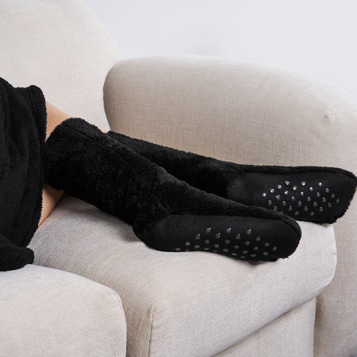 OHS Teddy Sherpa Reverse Slipper Socks - Black>