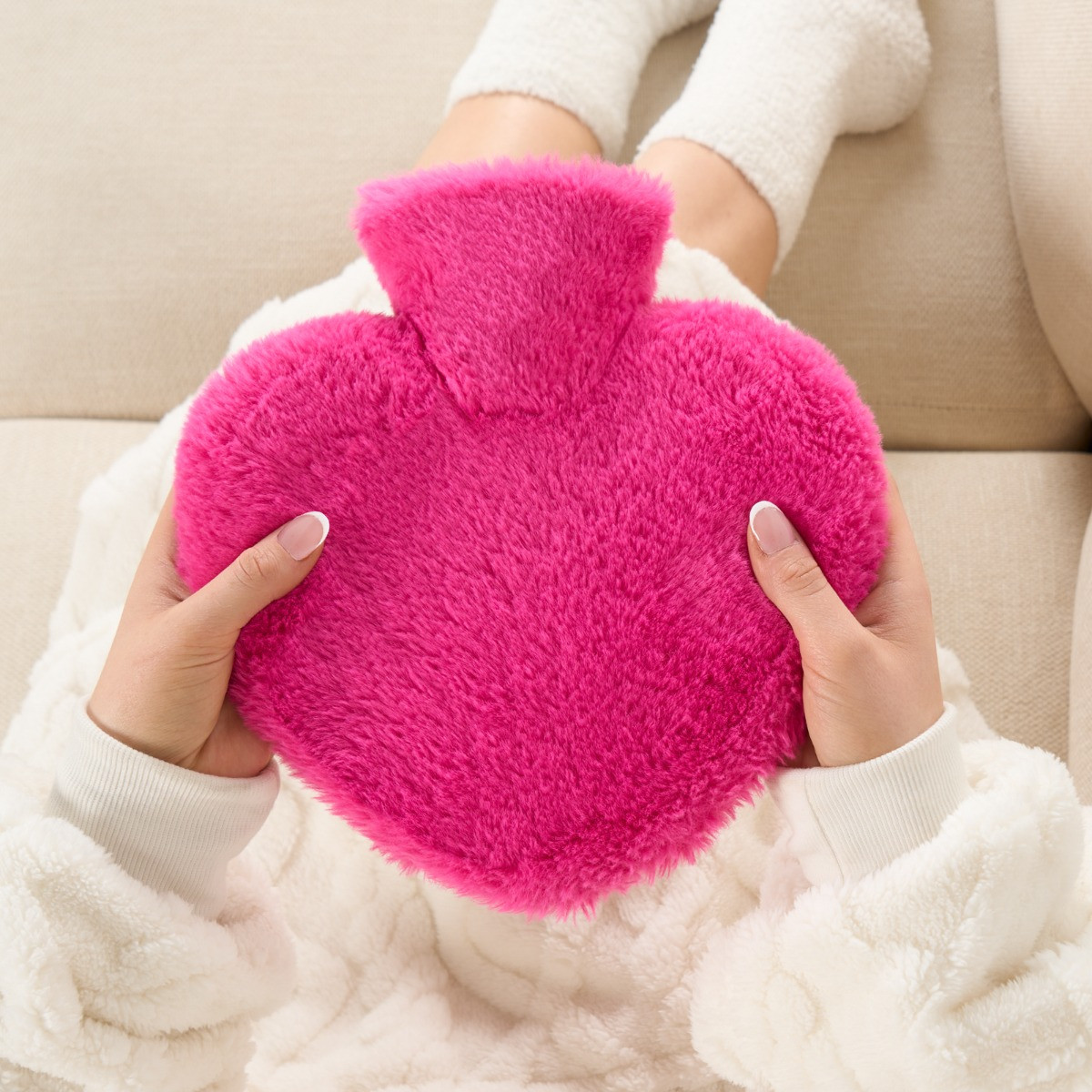 OHS Faux Fur Heart Shaped Hot Water Bottle - Fuchsia >