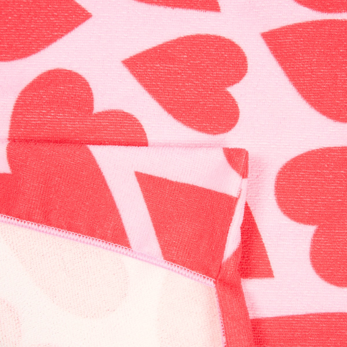 OHS Heart Print Beach Towel in a Bag - Pink>