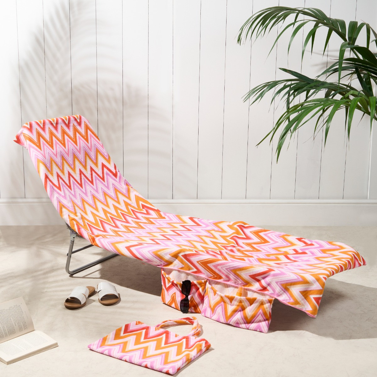 OHS Zigzag Print Beach Towel in a Bag - Orange>