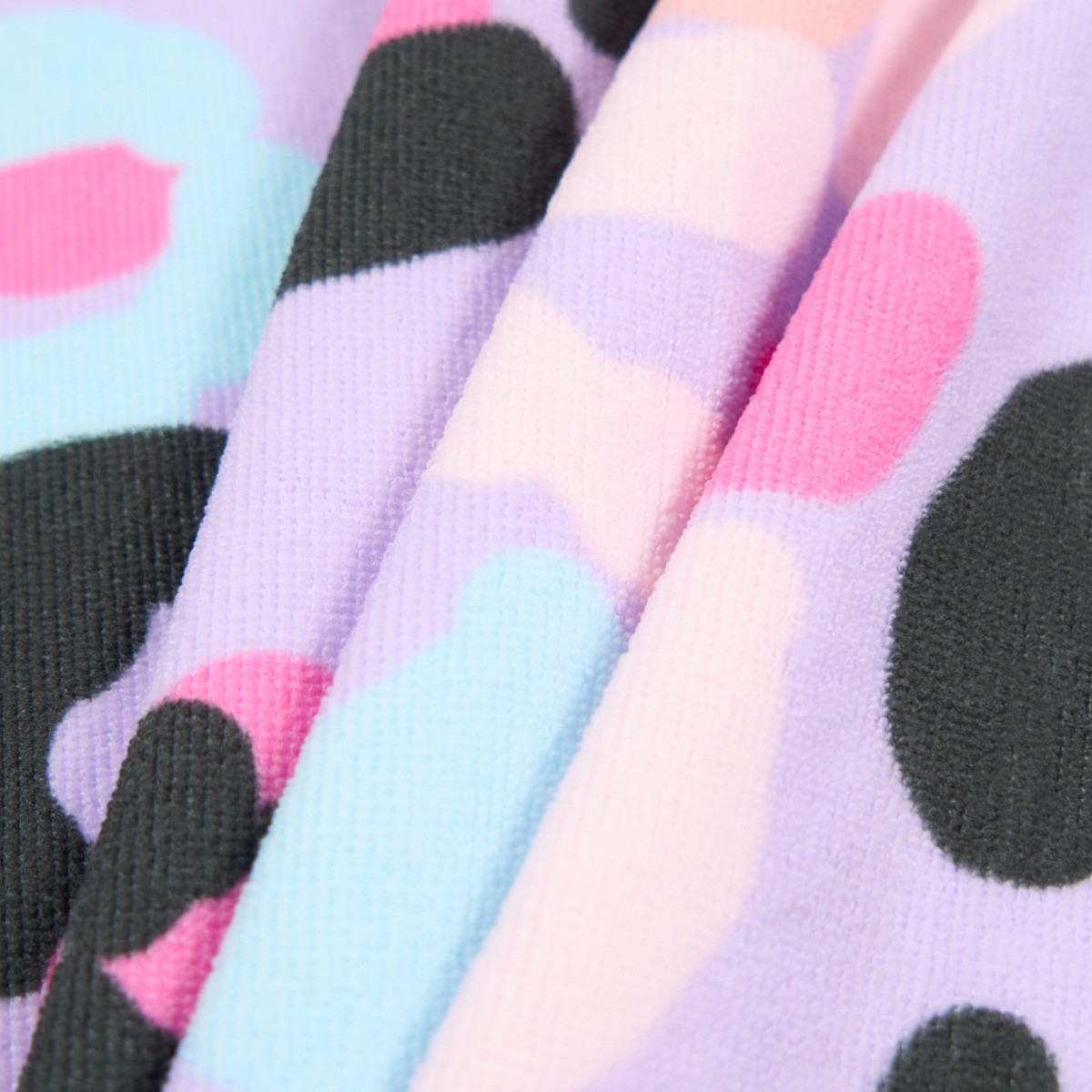 OHS Pastel Leopard Print Beach Towel - Lilac>