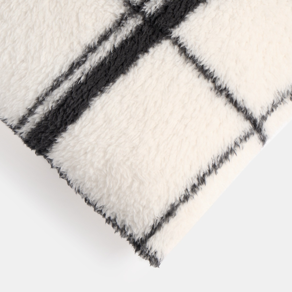 OHS Oakley Check Teddy Cushion Covers - Monochrome>