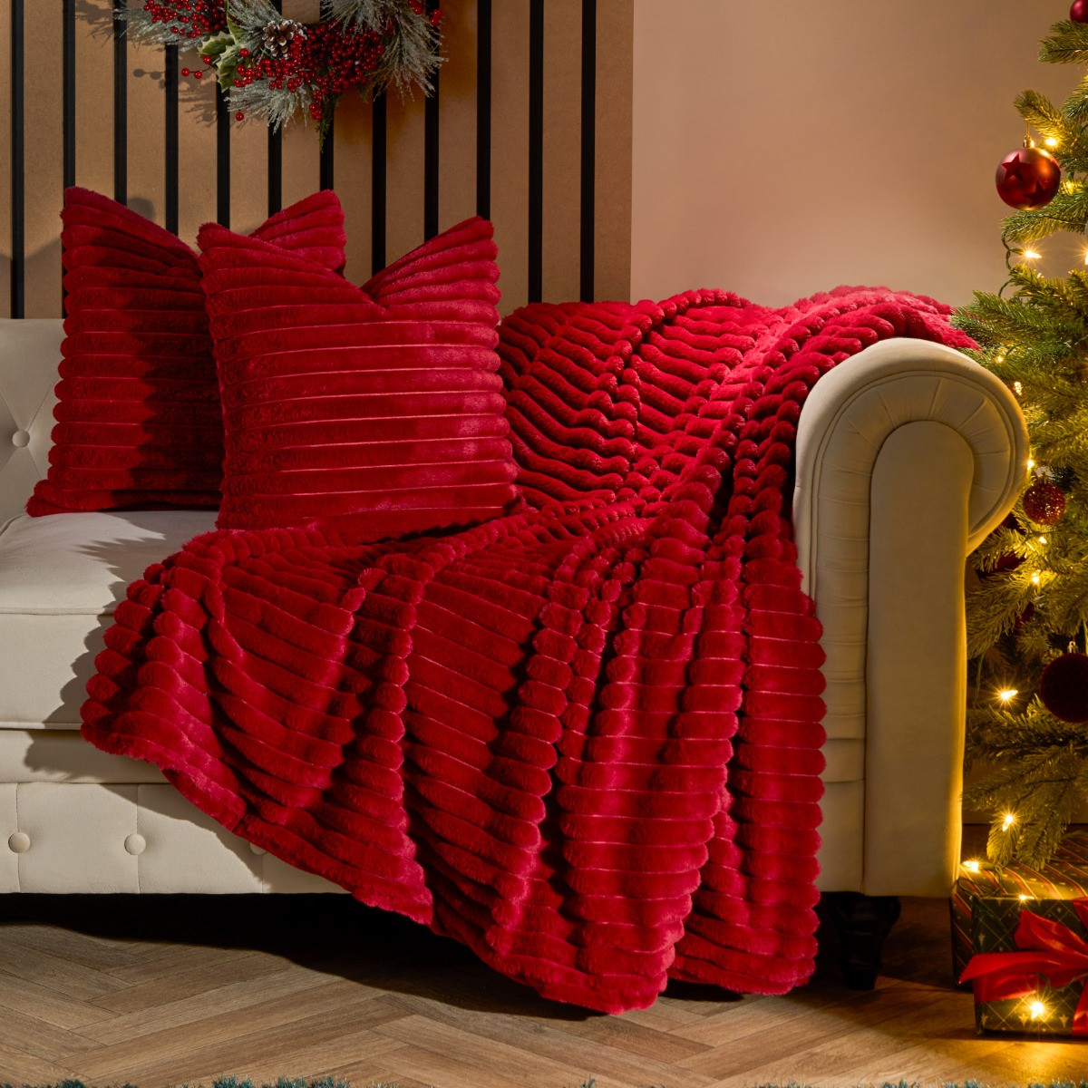 OHS Faux Fur Thick Ribbed Cushion Covers - Red>