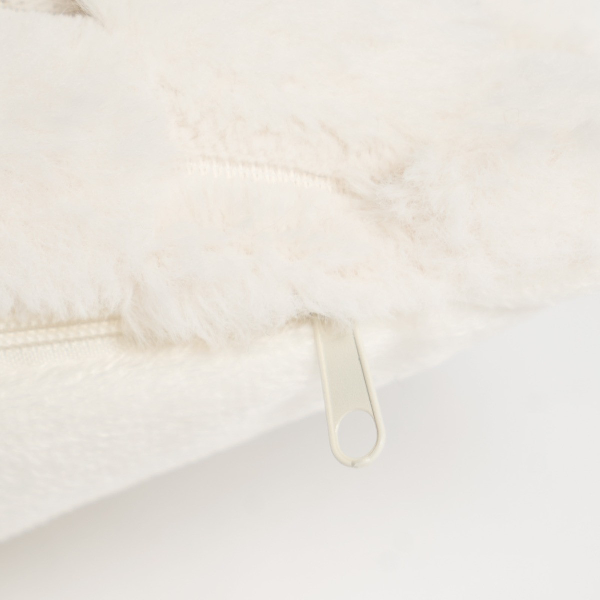 OHS Thick Faux Fur Waffle Cushion Covers - Cream>