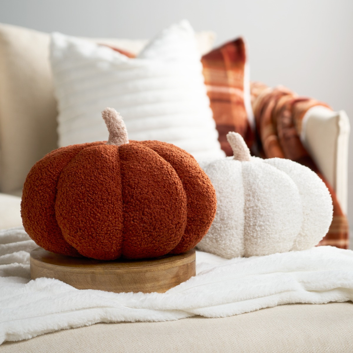 OHS Boucle Autumn Pumpkin Cushion - Rust>