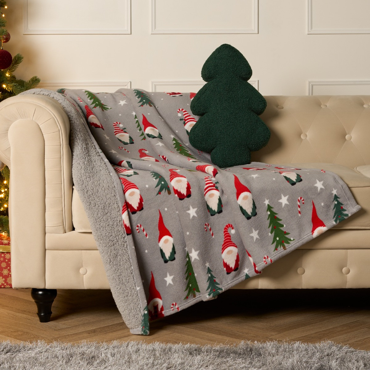 OHS Christmas Gonk Printed Throw - Grey >