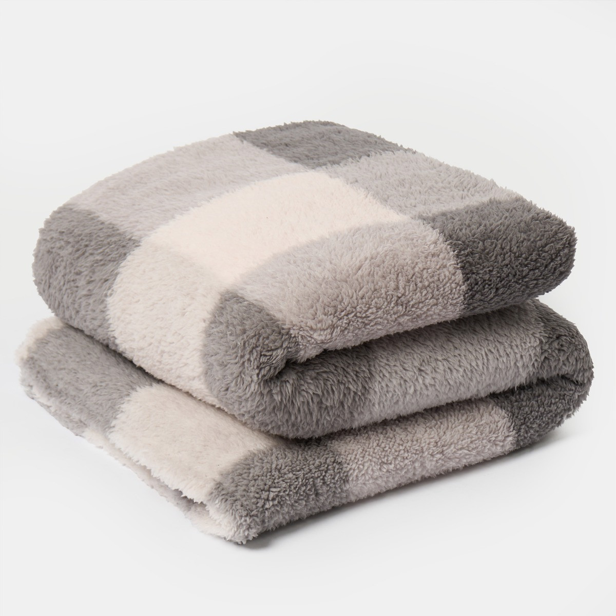 OHS Gingham Print Teddy Throw - Grey >