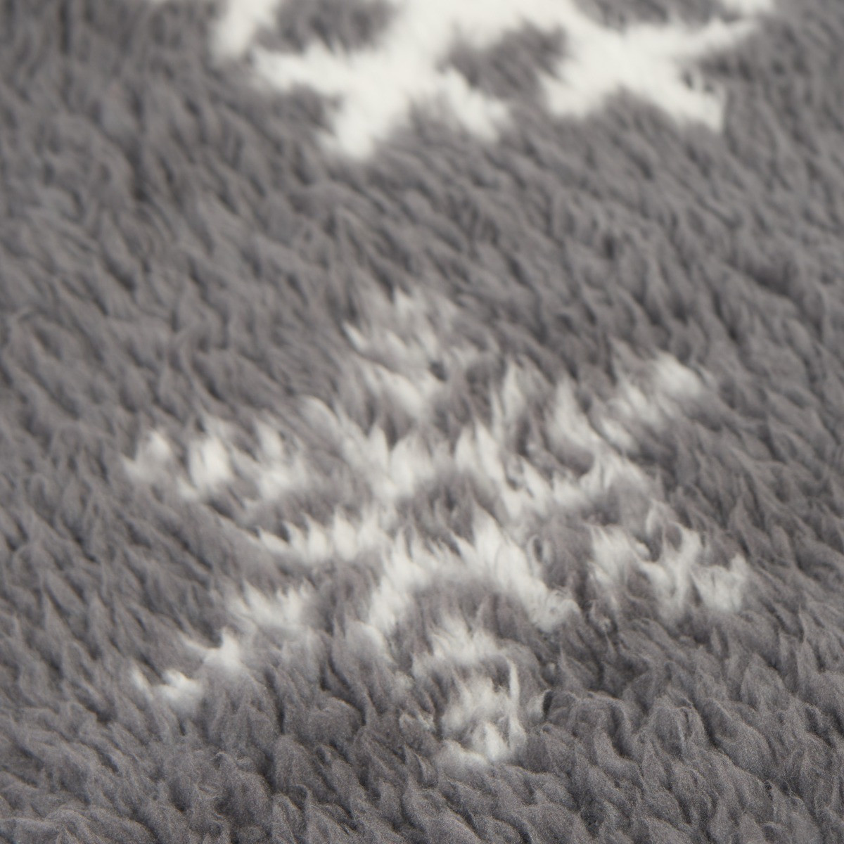 OHS Snowflake Print Teddy Throw - Grey>