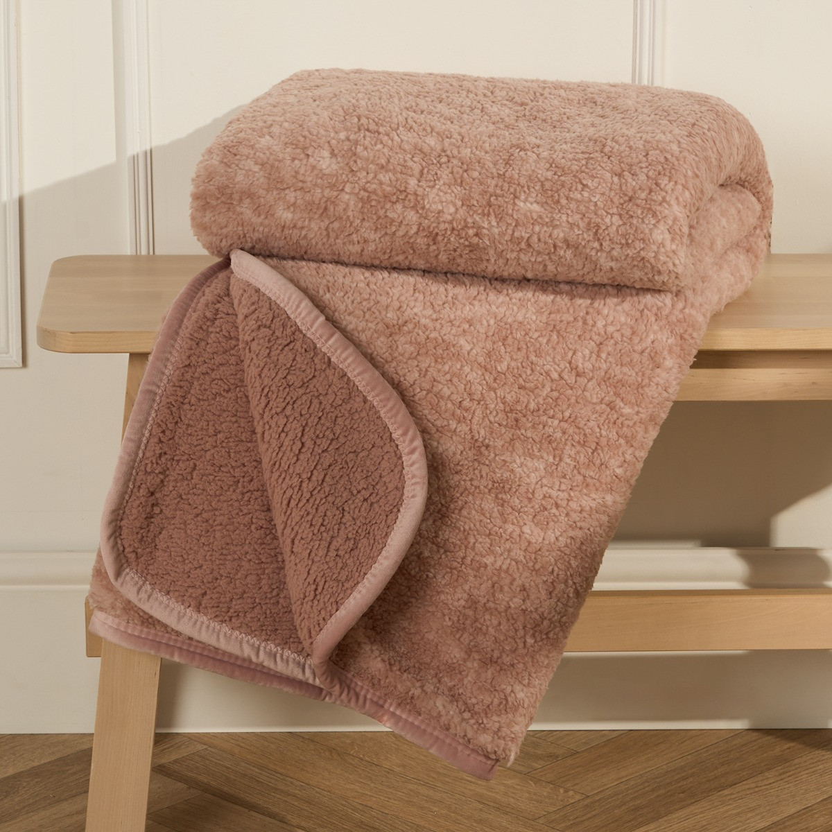 OHS Teddy Marl Binded Throw - Blush>