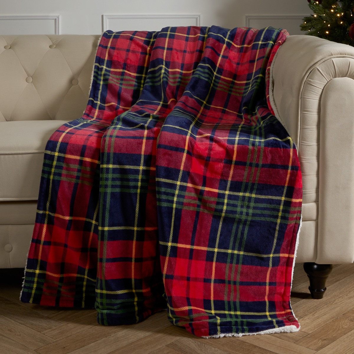 OHS Oxford Flannel Check Fleece Throw - Navy/Red >