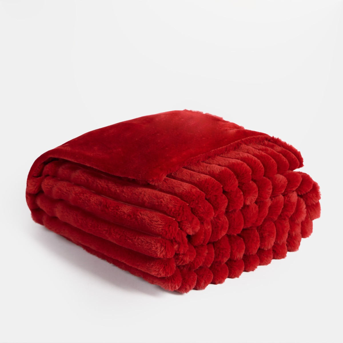 OHS Faux Fur Thick Ribbed Throw - Red>