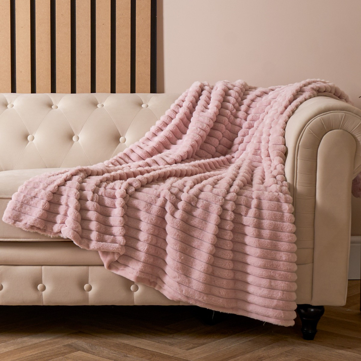 OHS Faux Fur Thick Ribbed Throw - Blush >