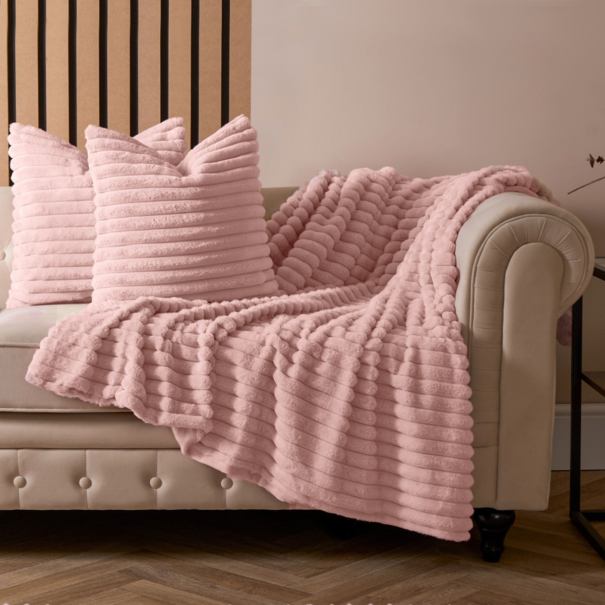 OHS Faux Fur Thick Ribbed Throw - Blush >