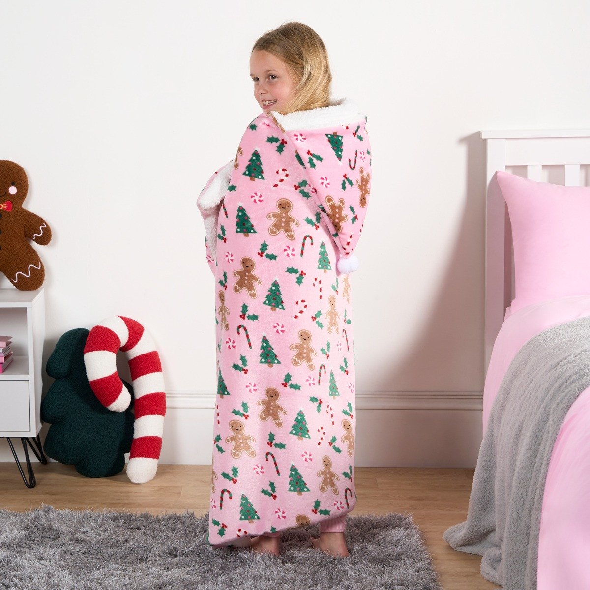 OHS Gingerbread Man Hooded Santa Blanket - Pink >