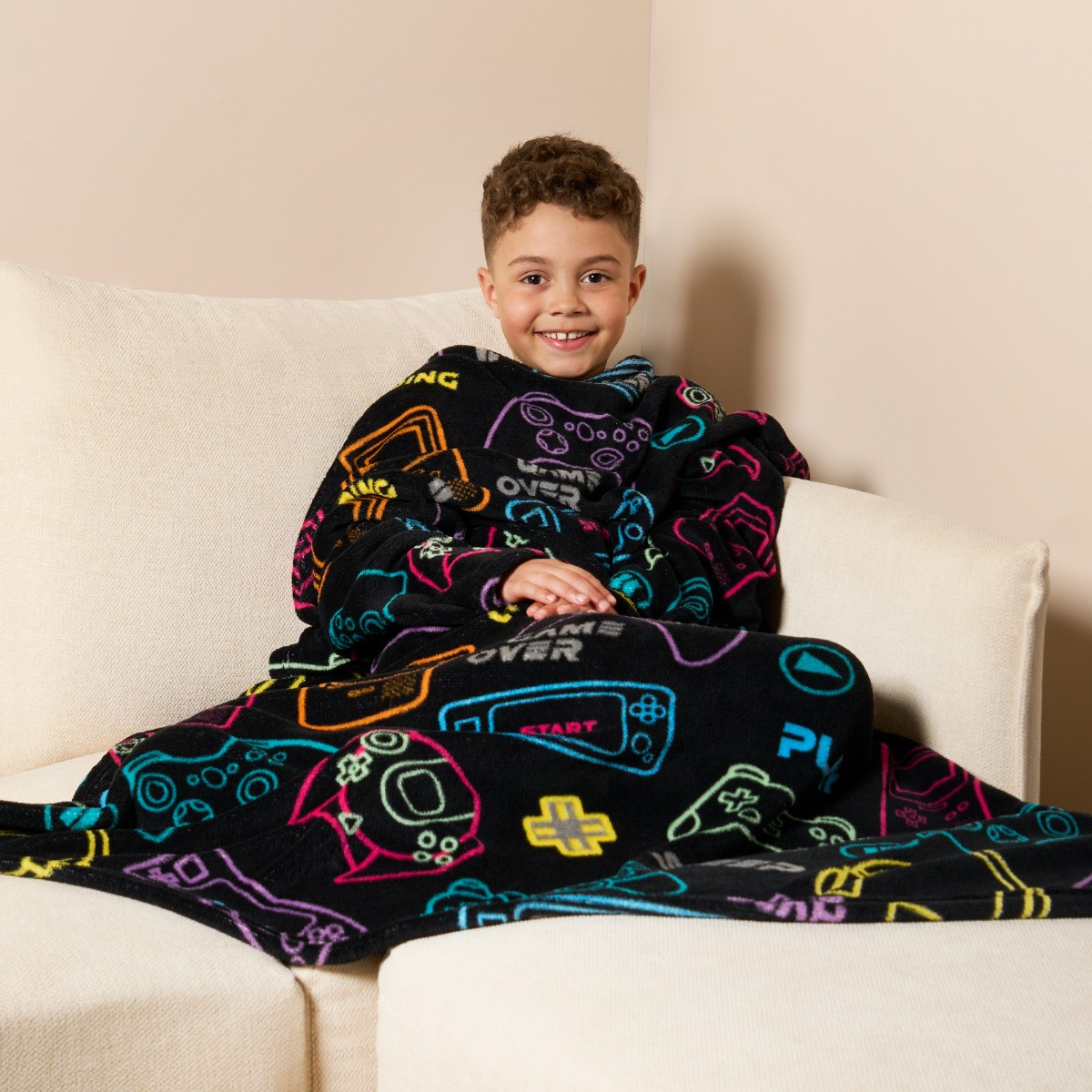 OHS Kids Gaming Printed Wearable Blanket - Black>