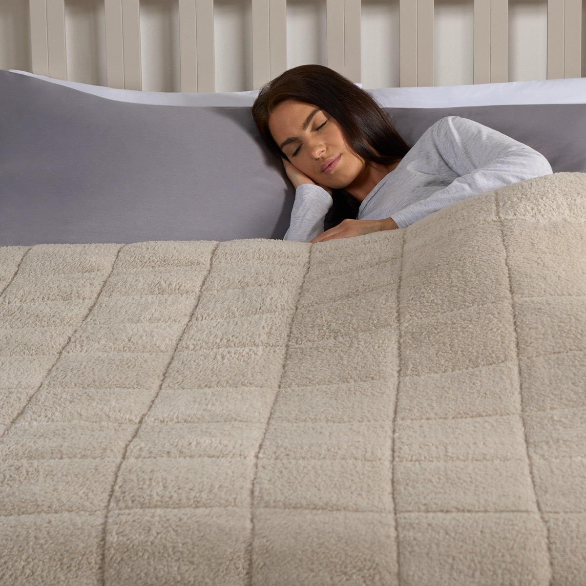 Brentfords Teddy Weighted Blanket Quilted - Natural>