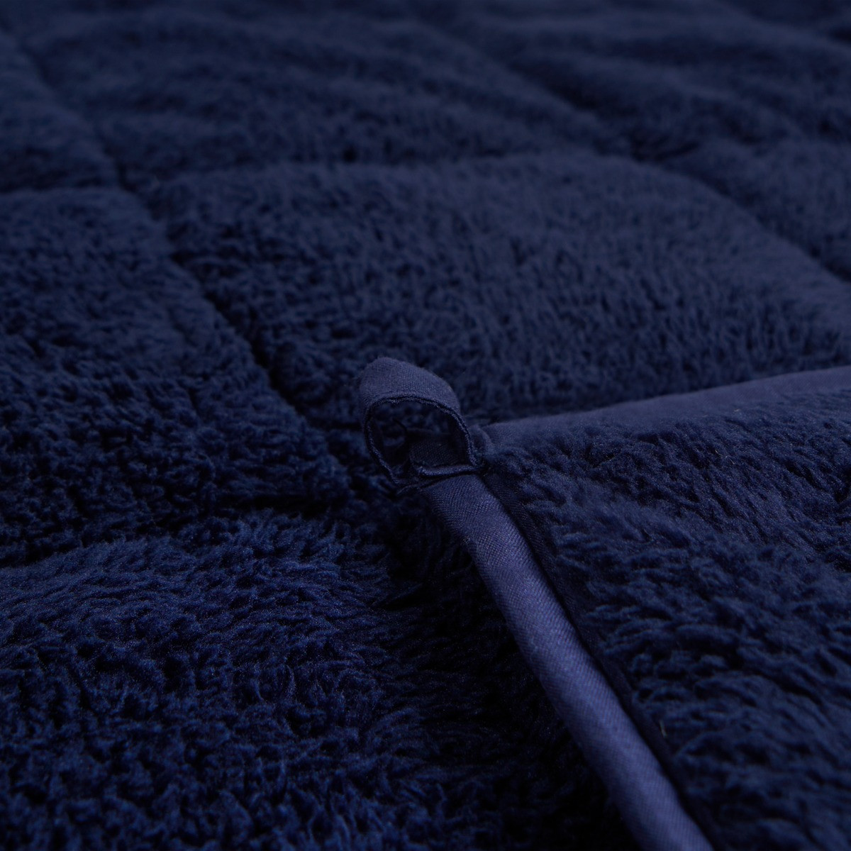 Brentfords Teddy Fleece Quilted Weighted Blanket - Navy>