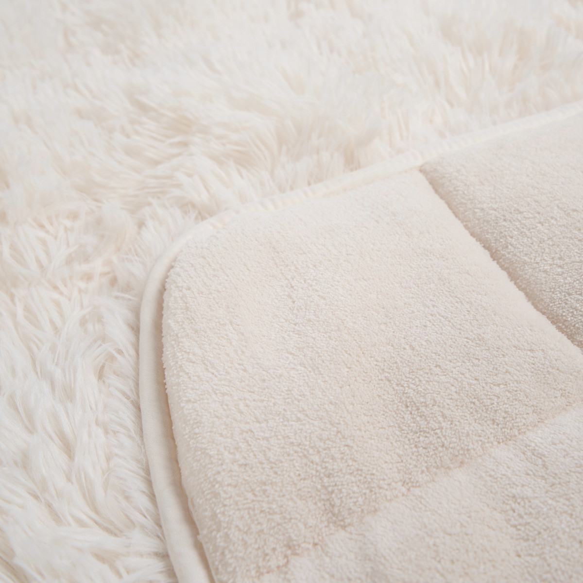 OHS Fluffy Faux Fur Weighted Blanket - Cream>