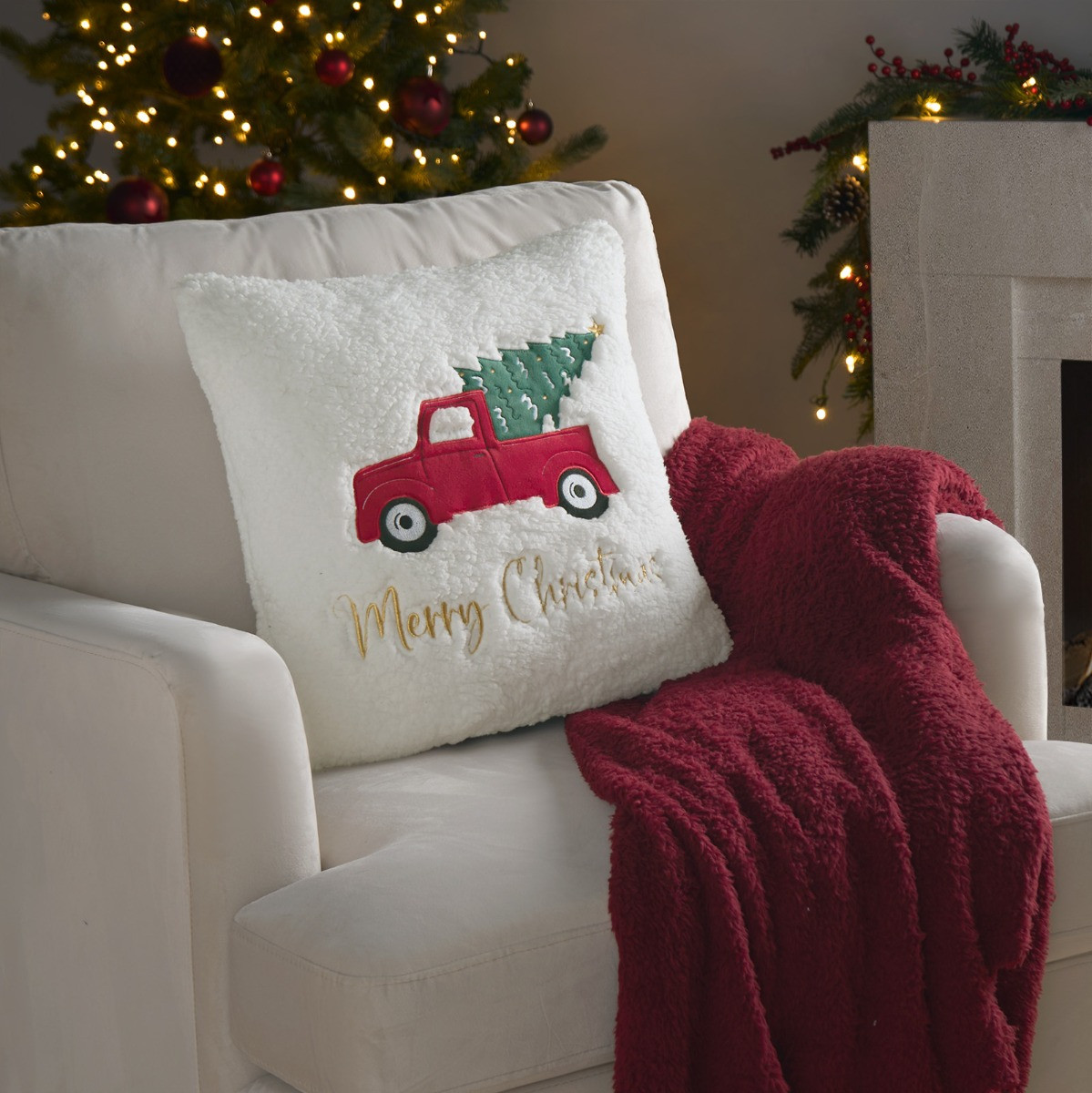 OHS Home For Christmas Truck and Tree Sherpa Cushion - White>