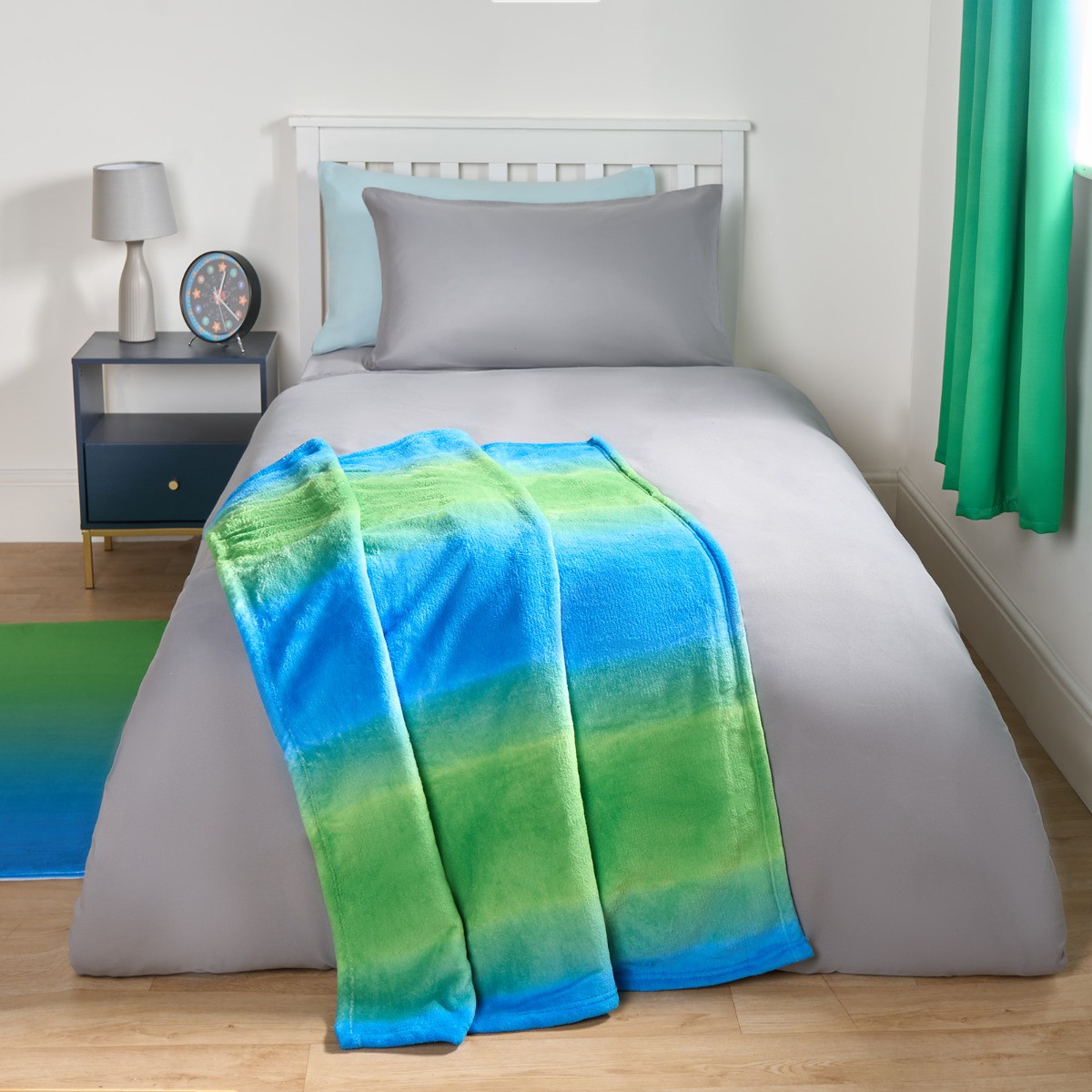 OHS Kids Ombre Sherpa Fleece Throw - Blue >