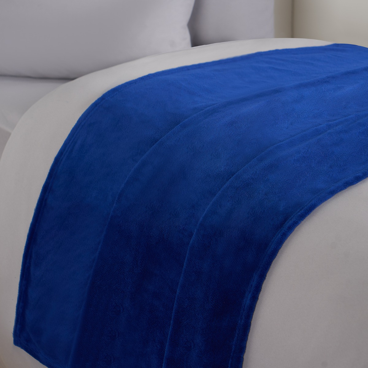 OHS Kids Plain Supersoft Throw - Blue>